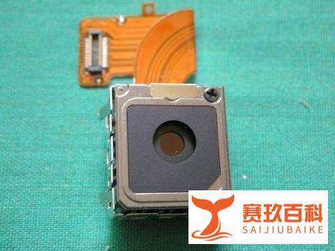 诺基亚N82拆机图说