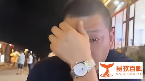 父亲送女儿外地上学哭成泪人，父爱如山，他的泪水让无数人动容