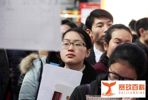 38岁985硕士,曾月入两万如今辛苦送外卖,是什么让他如此狼狈?