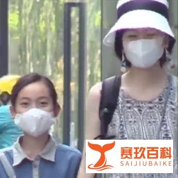 韩寒九岁女儿罕见曝光，与小时候长相完全不同，高颜值遗传了父母