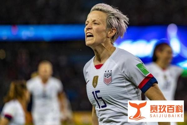 美国女足2-1法国晋级四强，传奇队长双响 东道主轰然倒下！