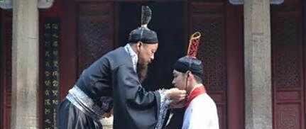 舞象之年与弱冠之年的区别