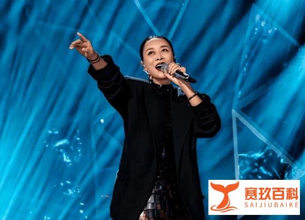 那英夺冠引争议,霸气回应质疑:音乐真实,我敢接受!