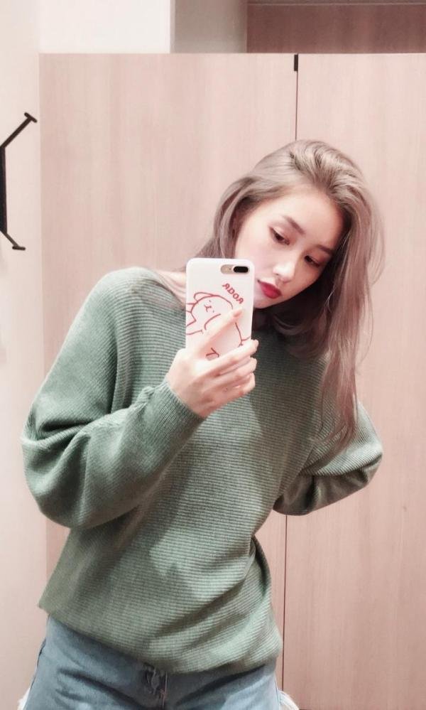 高颜值女主播汤秋儿,曾经是男球迷的福利,现在依然美到冒泡