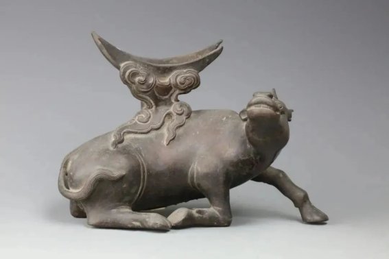 犀牛望月指什么意思