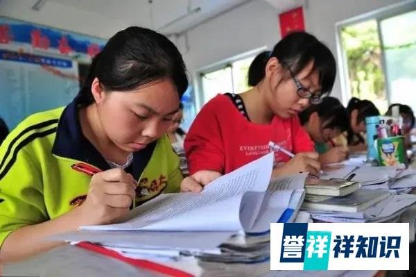 史上最难的一次高考，数学平均26分，学生哭着走出考场