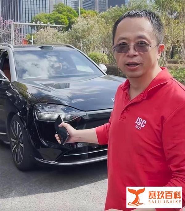 周鸿祎换车惊动汽车圈：科技大佬的选择预示汽车科技新篇章