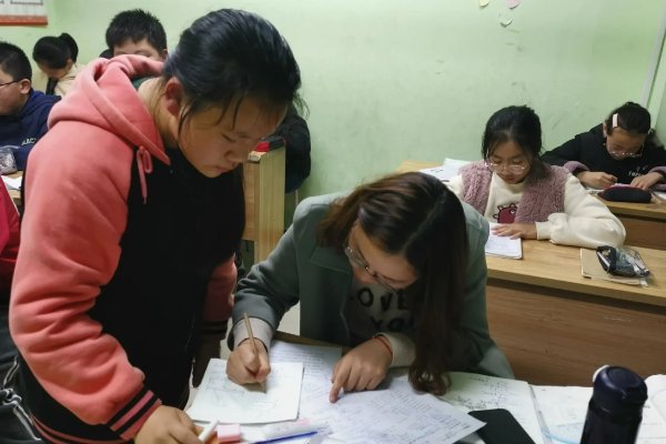 什么是宏伟