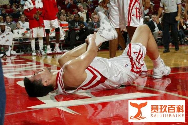 太阳队医被称为神医，替姚明诊断过，为何没能挽救他的职业生涯？