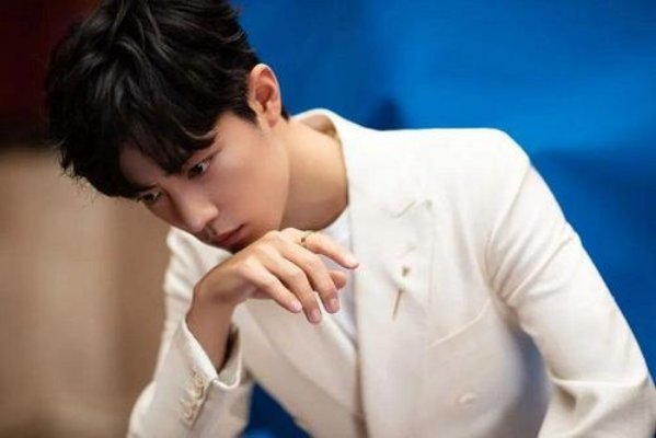 网传肖战工作室获得行政许可，这意味着什么？