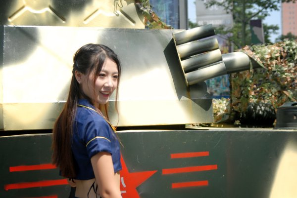 模特公司套路学生录音曝光,为啥被骗的总是学生?