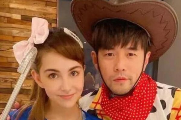 周杰伦发文辟谣私生子传闻,为何好评不断?