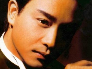 《沉默是金》歌词是什么？