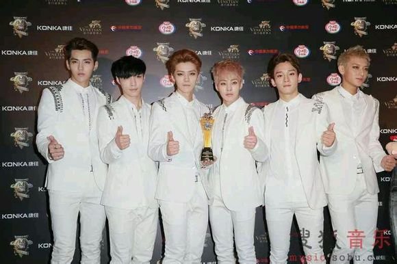 exo―m成员他们的照片？