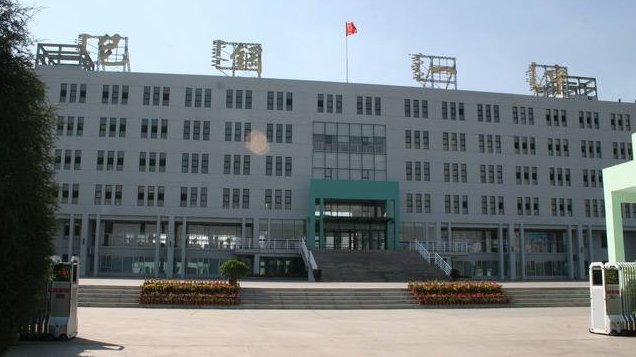 包钢一中和包九中哪个学校更好一点？
