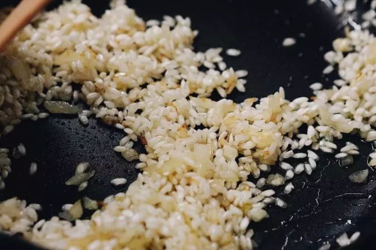 夹生饭是什么意思