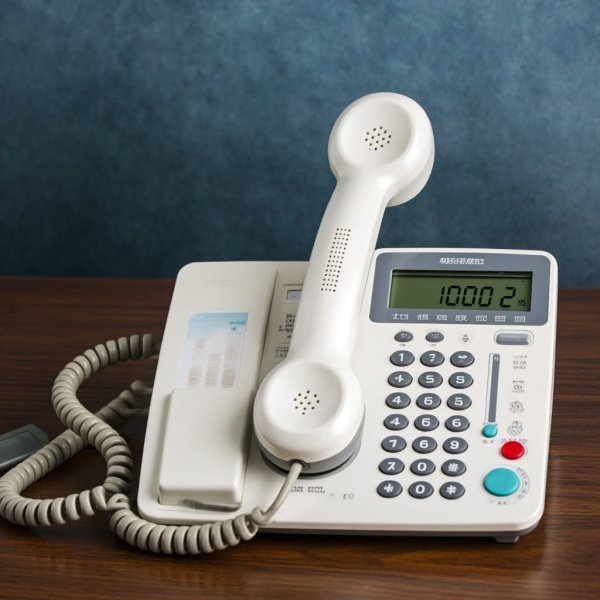 10001主动来电意味着什么