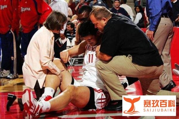 太阳队医被称为神医，替姚明诊断过，为何没能挽救他的职业生涯？