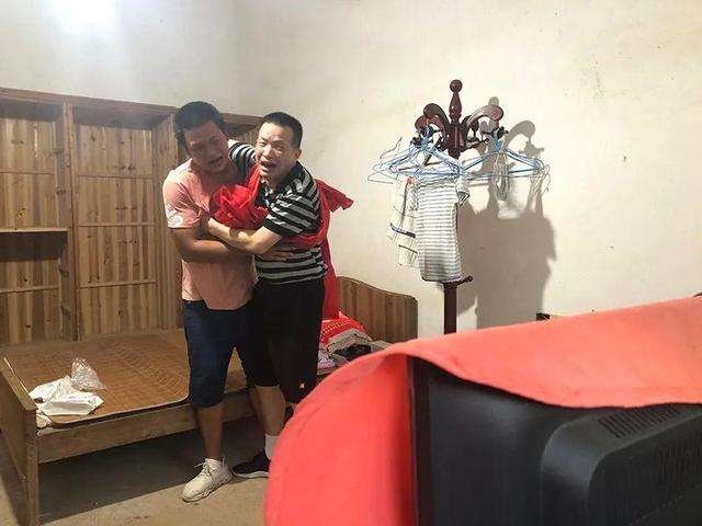 白岩松是如何评价张玉环一案的？