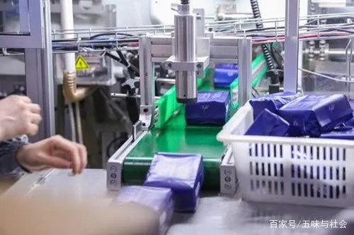 江西女子在卫生巾中发现针头，是人为的“恶作剧”吗？