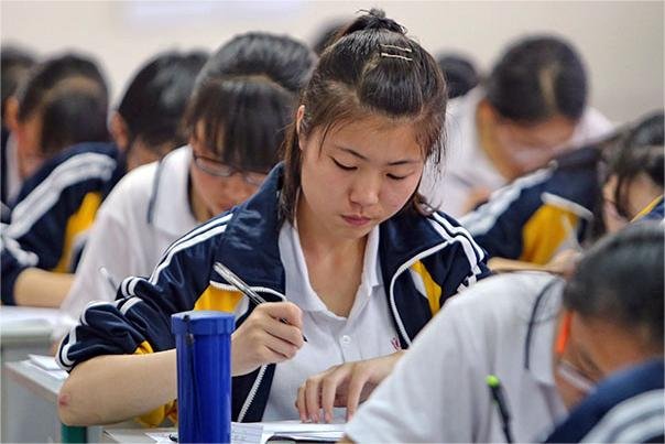 关于高三师生双向奔赴的句子有哪些呢？