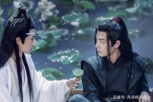 肖战与陈情令剧组一起聚餐时回想起往事，到底意难平，这其中有什么隐情？