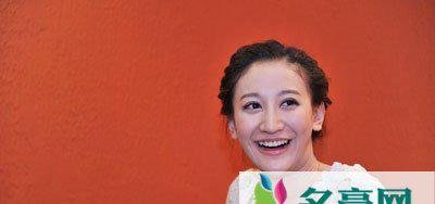 曾泳醍和李小冉长得很像 曾泳醍和李小冉对比