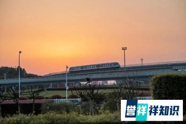 沪杭超级磁悬浮列车，上海至杭州仅20分钟！