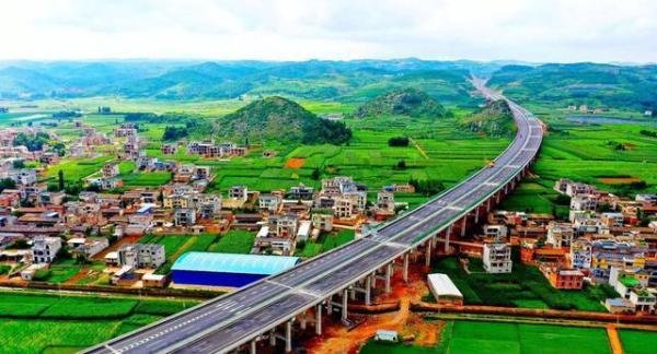 @云南司机：11月1日起全国高速将统一限速！4种情况不再扣分罚款