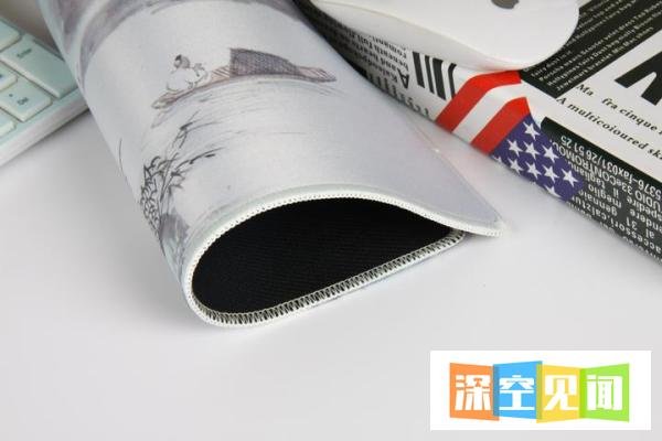 为什么鼠标放在鼠标垫上会更灵敏