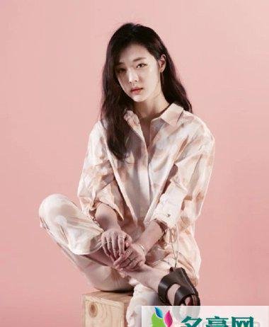 女子组合f(x)雪莉男友是谁 崔子雪莉恋情曝光