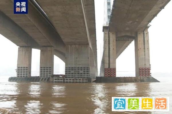 惊魂九江大桥：横跨17载，两起惨烈事故中的同一个主角