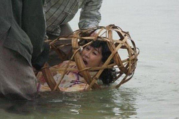 浸猪笼和沉塘有什么区别