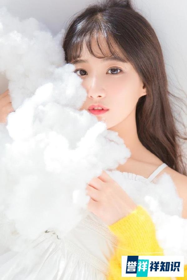 S4云顶之弈明星主播表演赛：潘铭允大战若风媳妇戚蓝伊