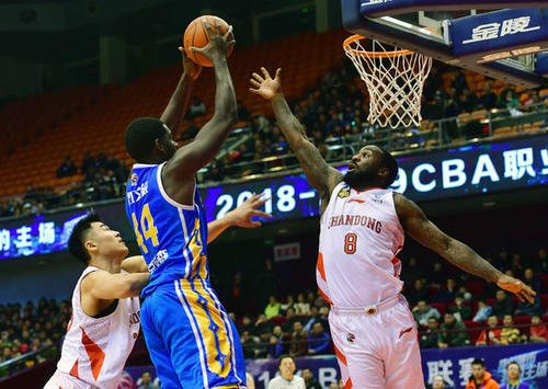 前CBA外援劳森公开道歉。都表达了什么？