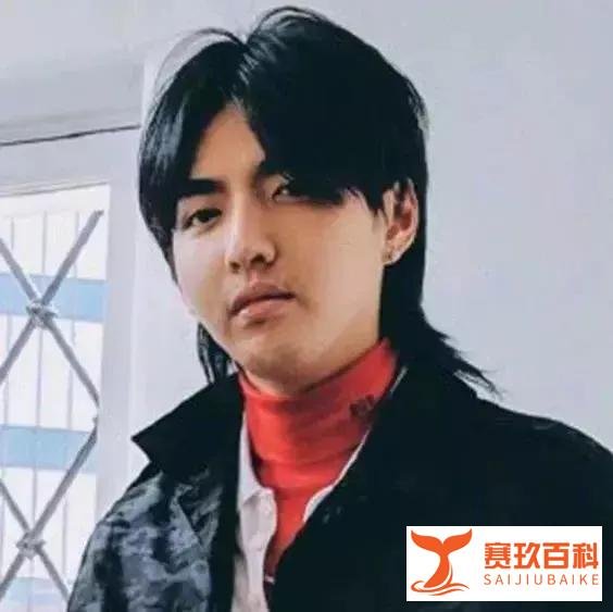 网曝吴亦凡狱中生活丰富多彩,当班长坚持创作,与狱友相处和谐