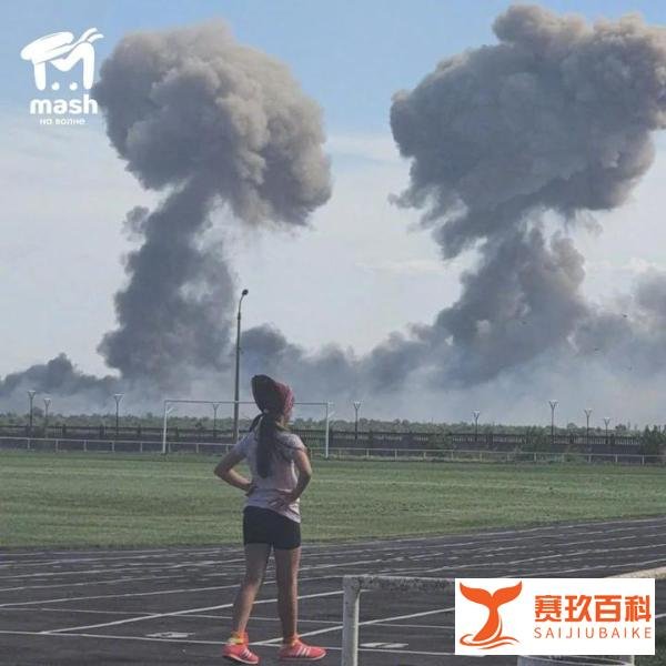 突发！克里米亚地区俄军用机场发生爆炸，俄军损失惨重！