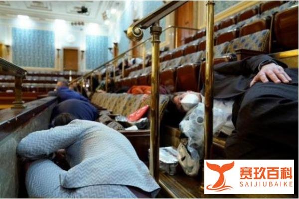 美国国会山 1月6日这一道“靓丽的风景线”
