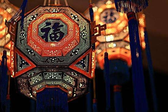 中央电视台2019年元宵晚会时间？