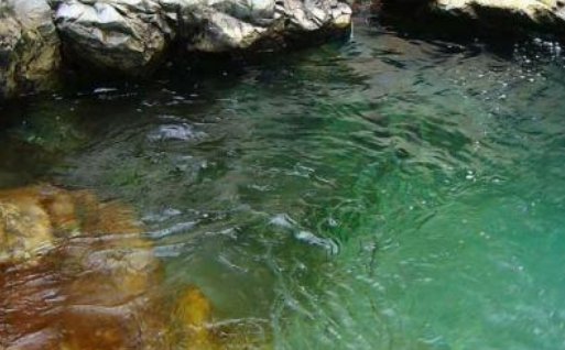 什么是沟水汩汩？