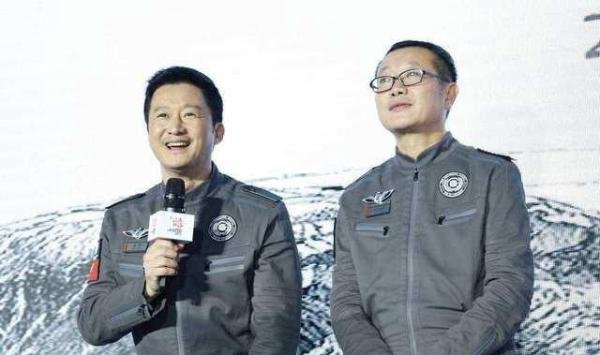得罪了半个娱乐圈的100亿影帝吴京，《流浪地球》影视投资到底赚了多少钱？