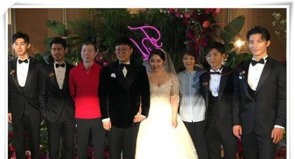 张一山“结婚照”新鲜出炉，看到女主网友不淡定了！