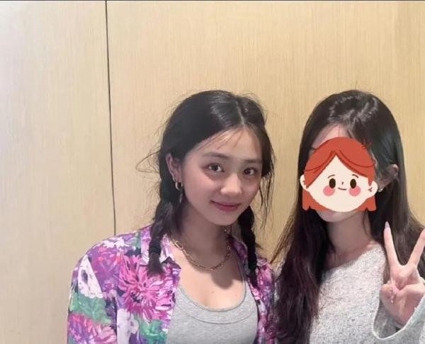 黄磊女儿黄多多,近照曝光惹争议!