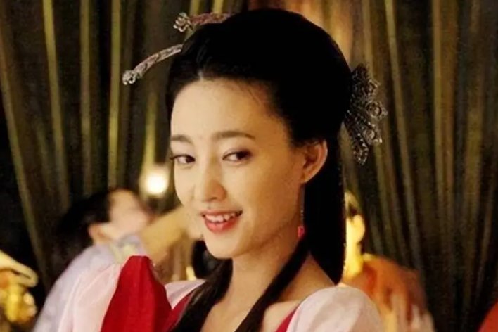 轻浪浮薄是指男人还是女人