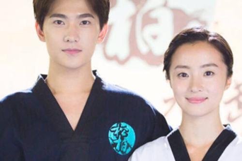 旋风少女若白结局得了什么病 若白和百草最后在一起了么