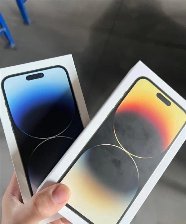 提前激活罚款20万，博主直播晒iPhone14被封，网友：活该！