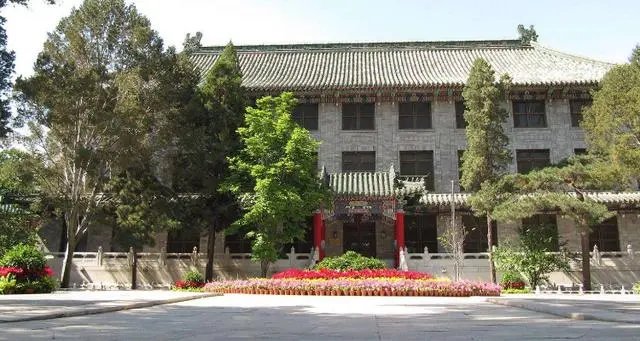 协和医学院回应硕士招生质疑,此事的具体详情是怎样的?