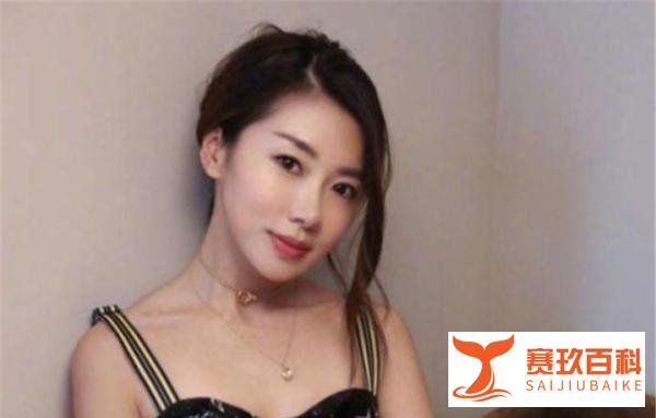 郑恺的前女友程晓玥：身价上亿住大别墅，个人魅力超越苗苗