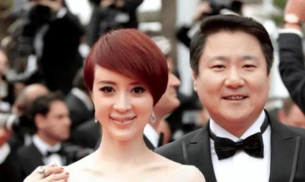 金巧巧辟谣于冬出轨,网曝富豪老公约女星酒店幽会,江疏影未回应