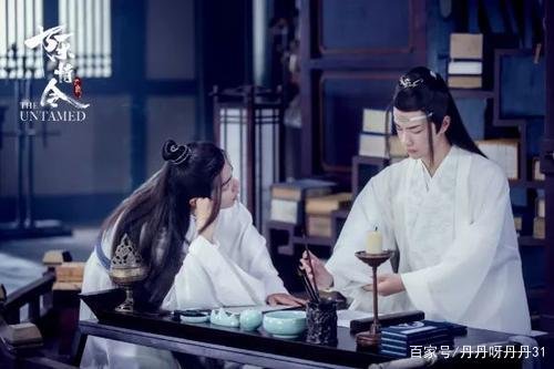 肖战与陈情令剧组一起聚餐时回想起往事,到底意难平,这其中有什么隐情?